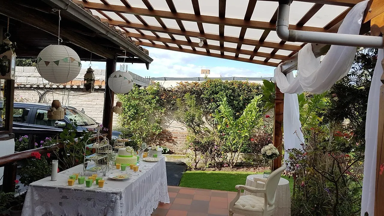 Hostal Maria De Lourdes Quito