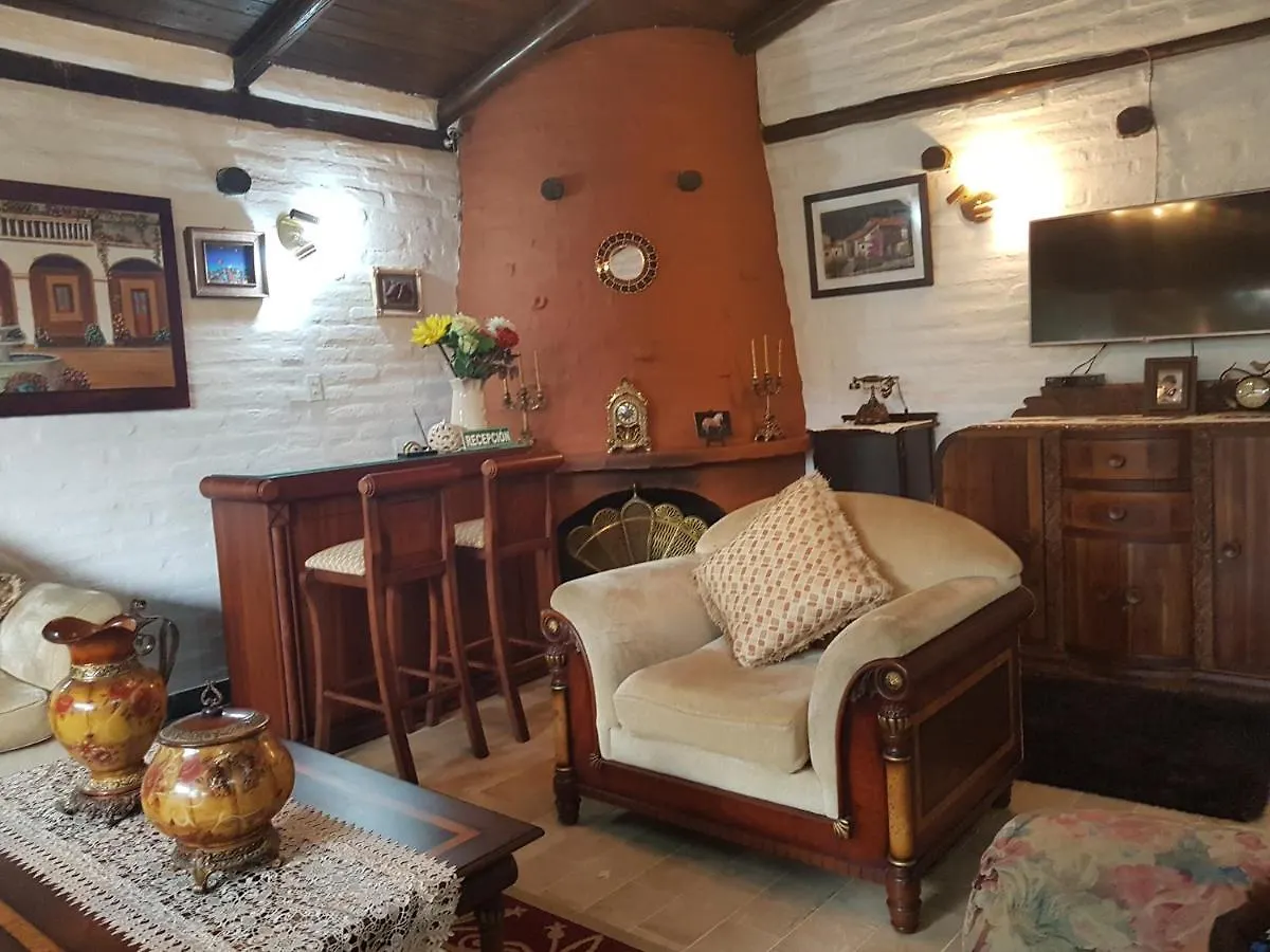 Hostal Maria De Lourdes Quito