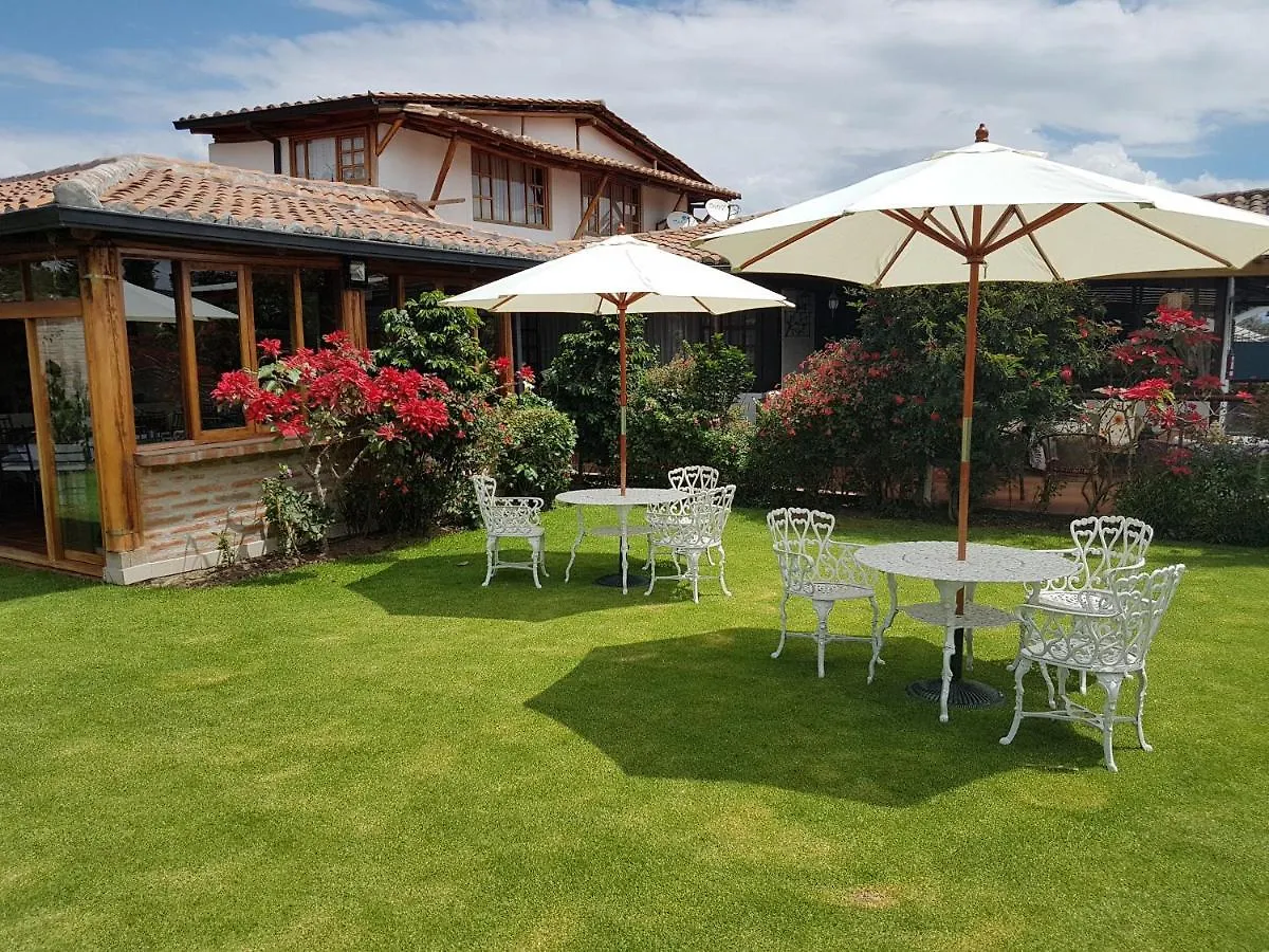 Hostal Maria De Lourdes Quito 0*,